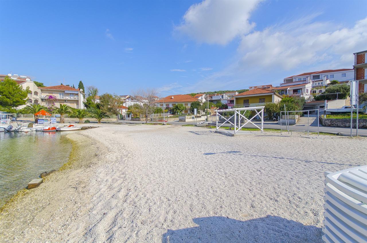 Apartments Karlo Trogir Buitenkant foto