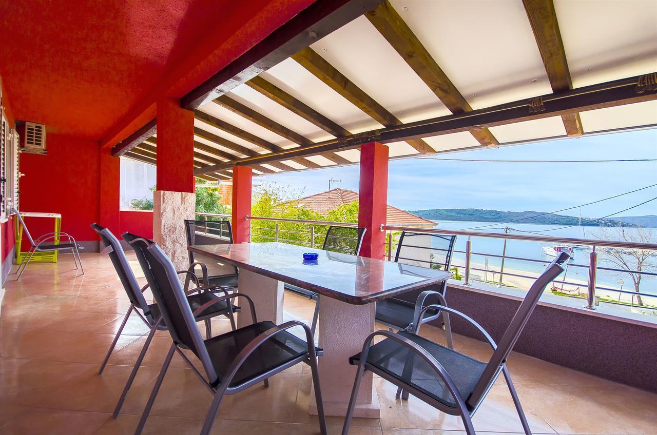 Apartments Karlo Trogir Buitenkant foto