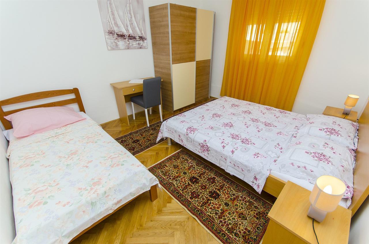 Apartments Karlo Trogir Buitenkant foto