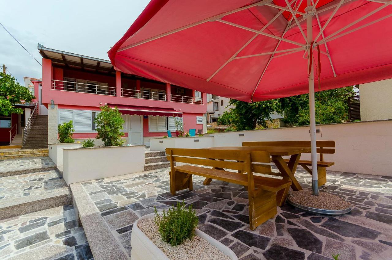 Apartments Karlo Trogir Buitenkant foto
