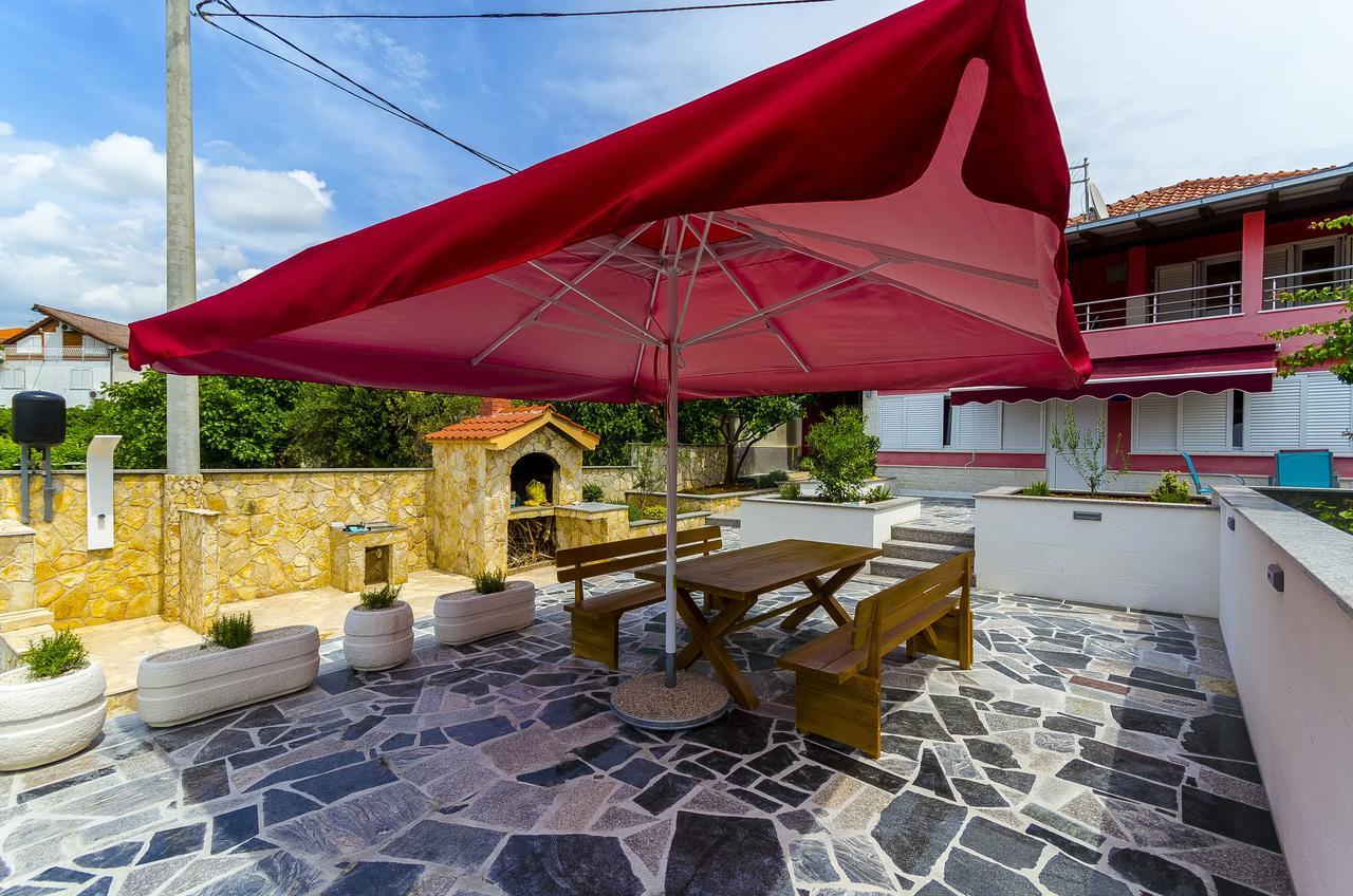 Apartments Karlo Trogir Buitenkant foto